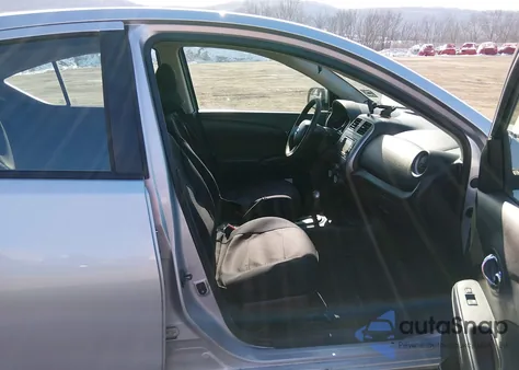 2013 Nissan Versa 1.6 Sl из США, поврежденный, VIN 3N1CN7AP9DL876113